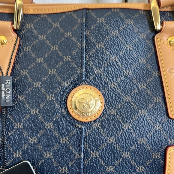 Rioni Moda Italia Signature Estate Tall Tote Shopper Monogram Coated Canvas New - Picture 4 of 15